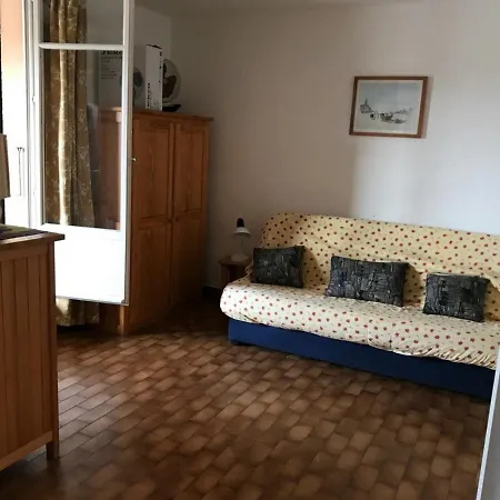 Apartment Grand T3 Avec Terrasse, Piscine Et Parking Pres De La - Fr-1-81-242 Le Barcares