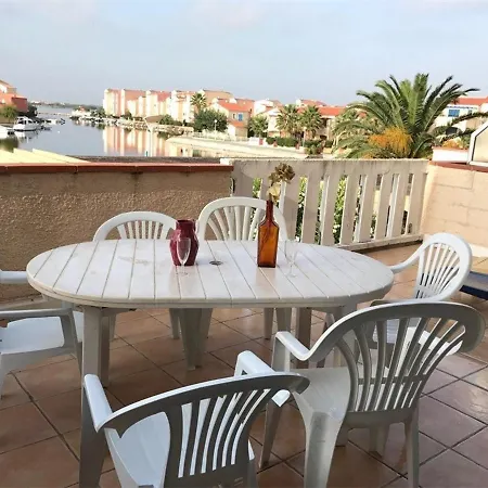 Grand T3 Avec Terrasse, Piscine Et Parking Pres De La - Fr-1-81-242 Apartment *