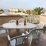 Grand T3 Avec Terrasse, Piscine Et Parking Pres De La - Fr-1-81-242 Daire *