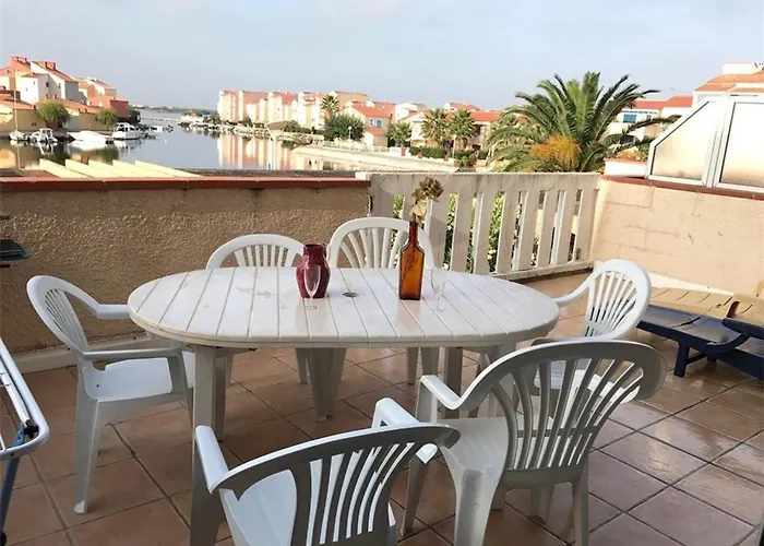 Grand T3 Avec Terrasse, Piscine Et Parking Pres De La - Fr-1-81-242 Appartement *