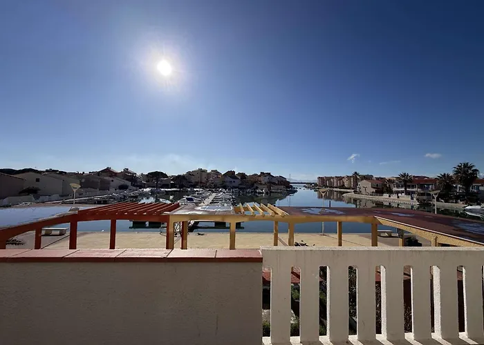 Grand T3 Avec Terrasse, Piscine Et Parking Pres De La - Fr-1-81-242 * Le Barcarès