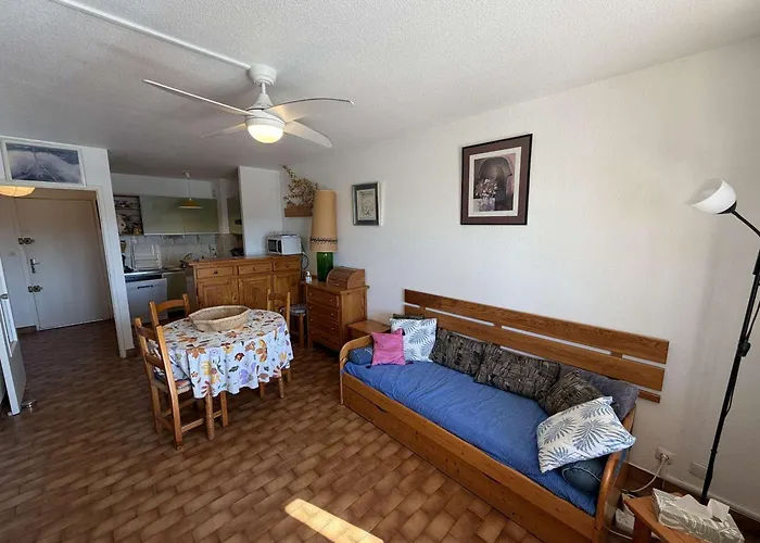 Grand T3 Avec Terrasse, Piscine Et Parking Pres De La - Fr-1-81-242 Appartement *